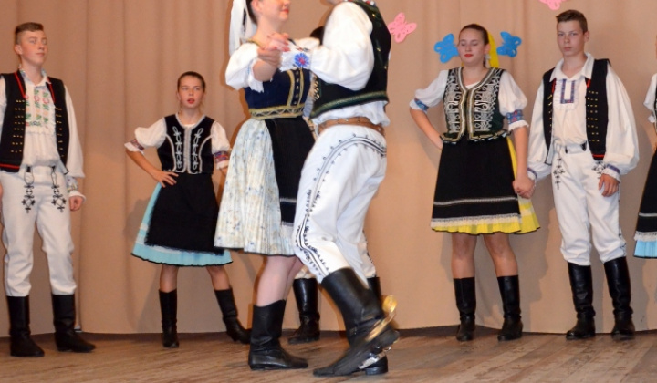 72. fotografia fotogalérie Deň matiek v obci Ďapalovce - r. 2018